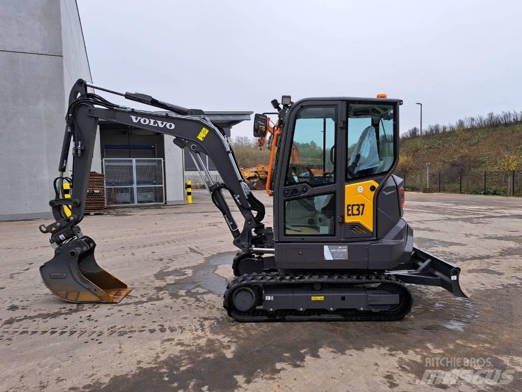 Volvo EC 37 F Miniekskavaatorid < 7 t
