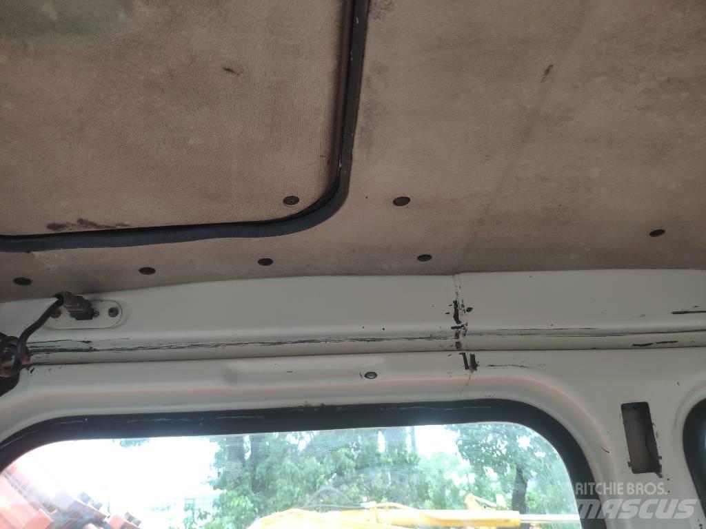 Doosan DH 150 W-7 Ratasekskavaatorid