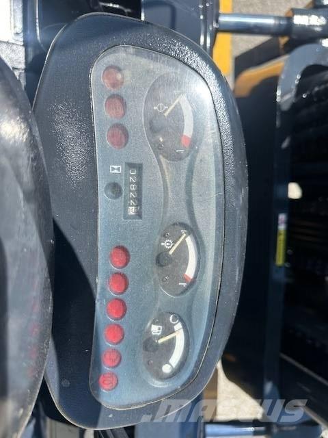 Komatsu FD 40 ZT Kahveltõstukid - muud