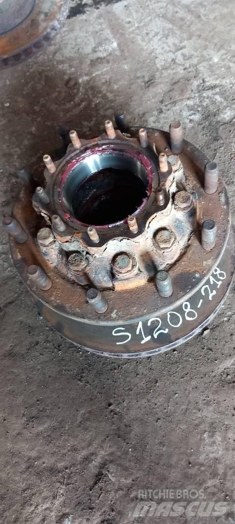 Scania 94 D.   1382884 Sillad