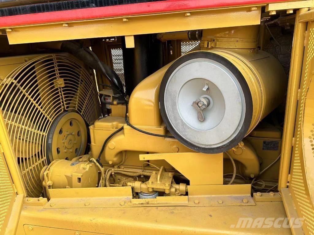 CAT D 8 R Buldooserid
