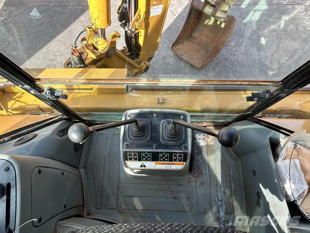 CAT 428 D Ekskavaatorlaadurid