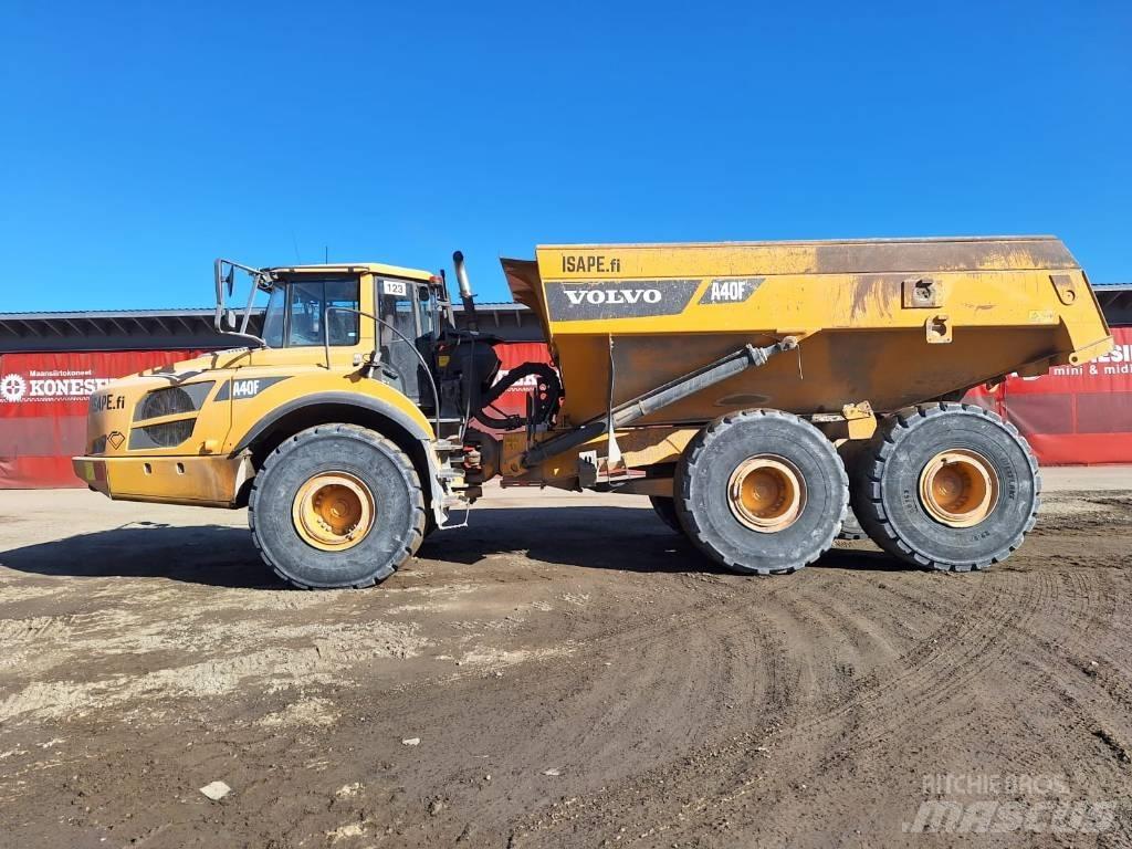 Volvo A40F DUMPPERI Liigendraamiga pinnaseveokid