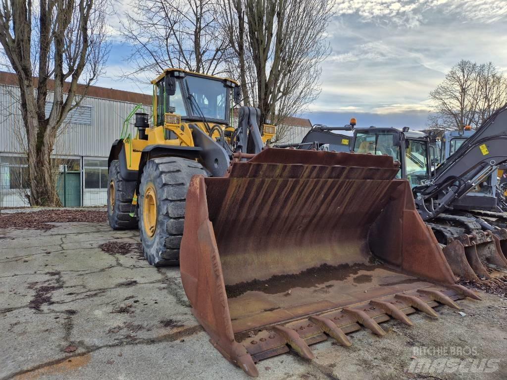 Volvo L 220 H Rataslaadurid