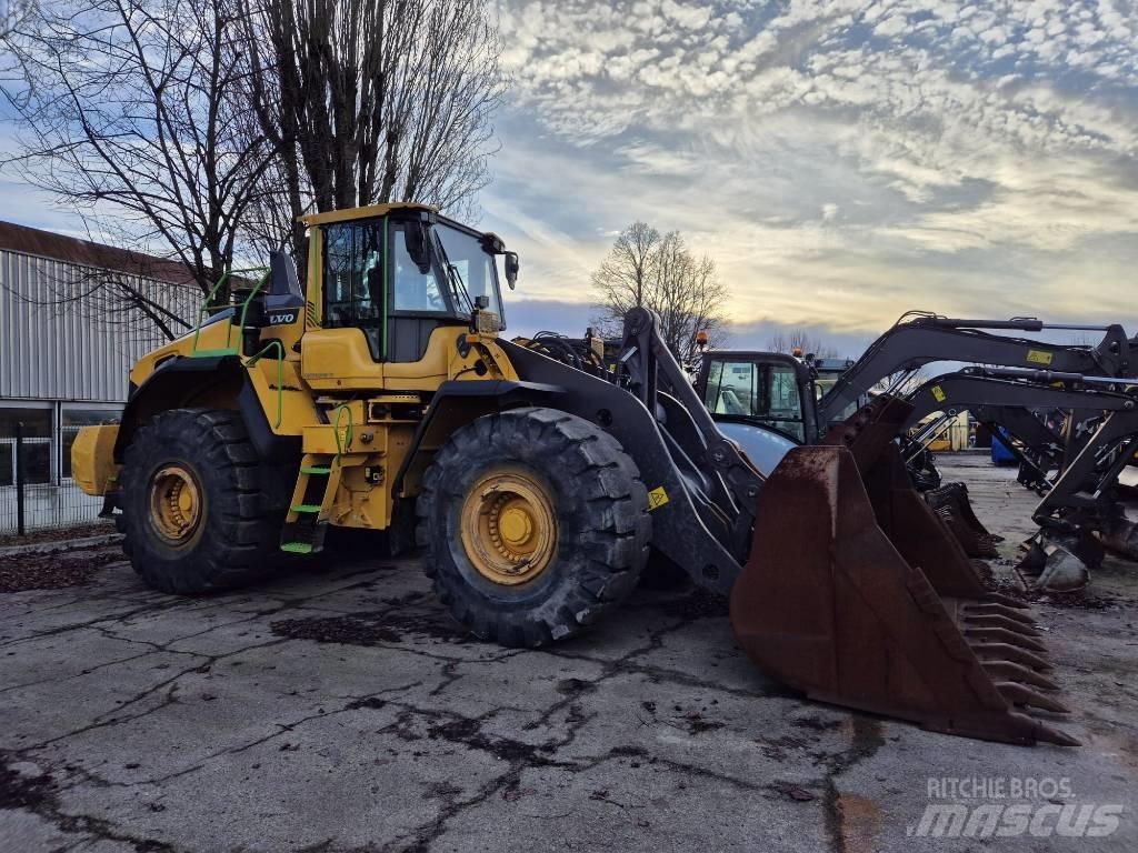 Volvo L 220 H Rataslaadurid