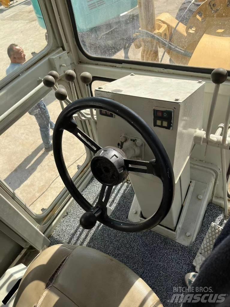 CAT 140 K Greiderid