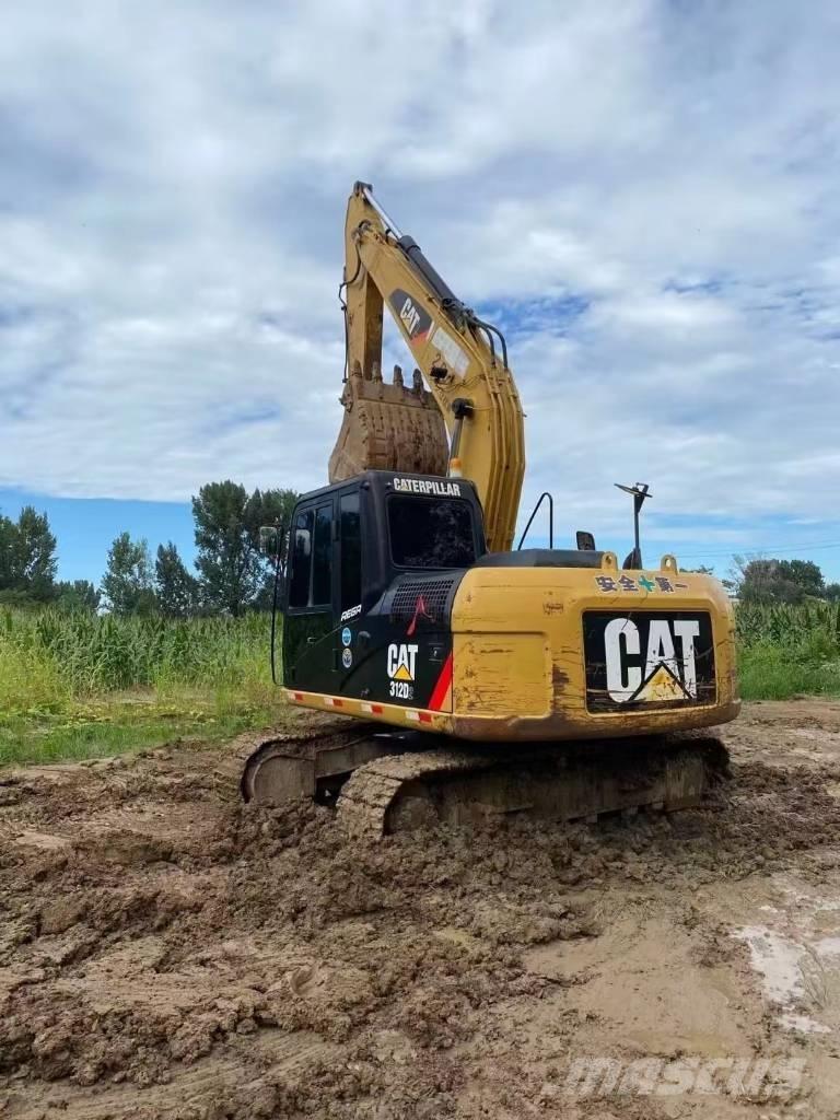 CAT 312D Väikeekskavaatorid 7t-12t