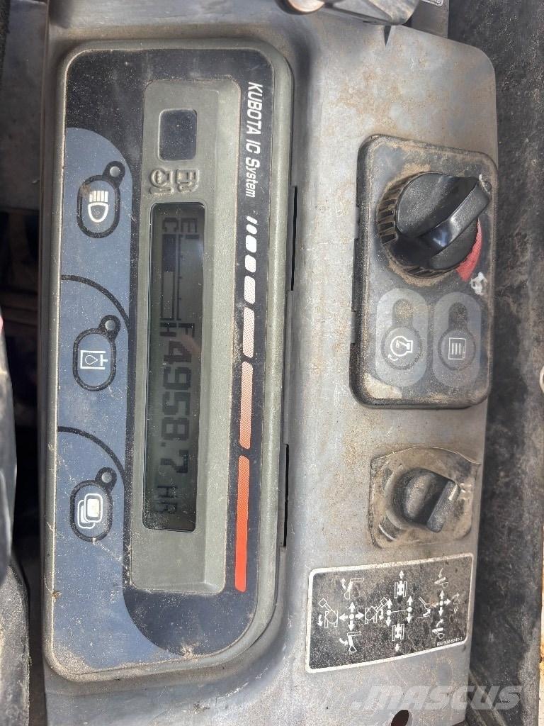 Kubota KX 121-3 Miniekskavaatorid < 7 t