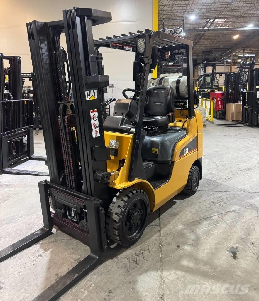 CAT FGC25N Kahveltõstukid - muud