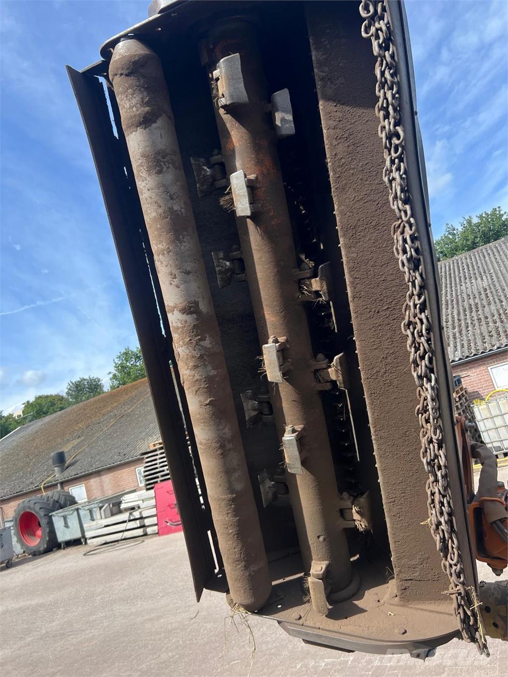 Berti TAPS 200 Muud golfiväljaku niidukid