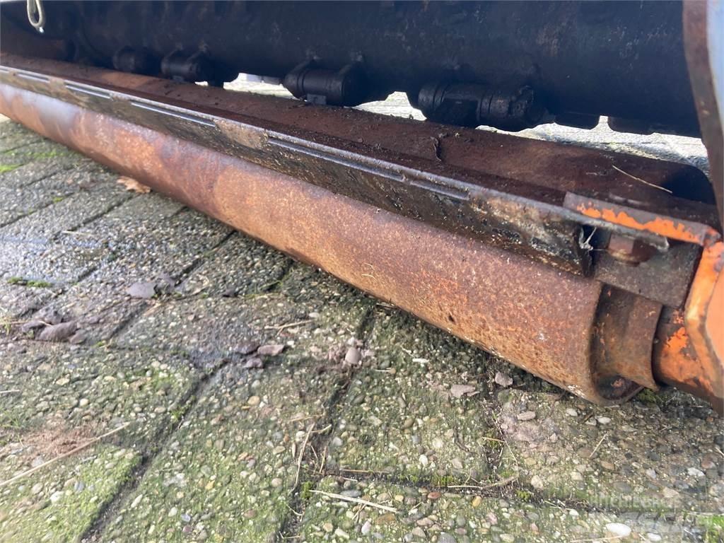  Cancela TGB-180D Muud golfiväljaku niidukid