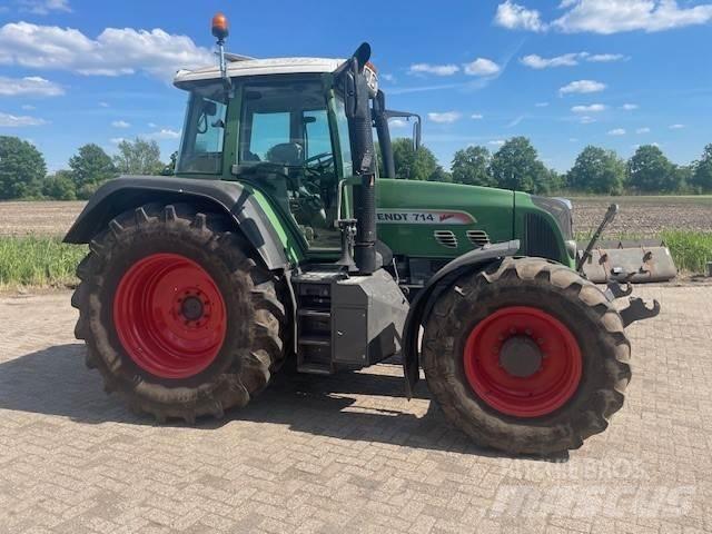 Fendt 714 Com3 Traktorid