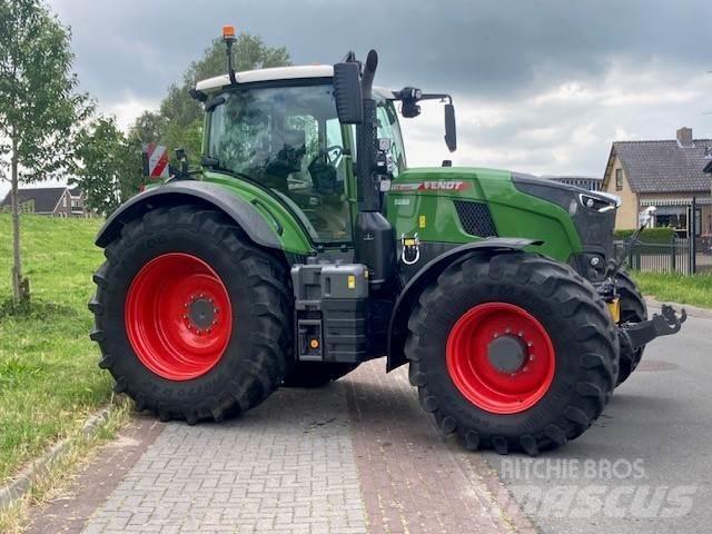 Fendt 728 Profi+ Traktorid