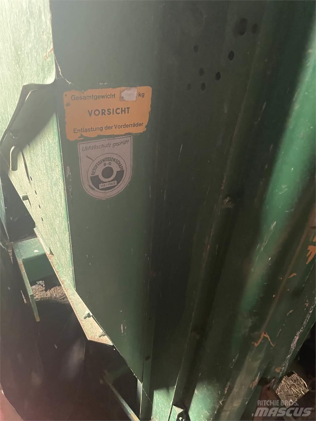 Hassia pootmachine Kartulikombainid ja kaevajad
