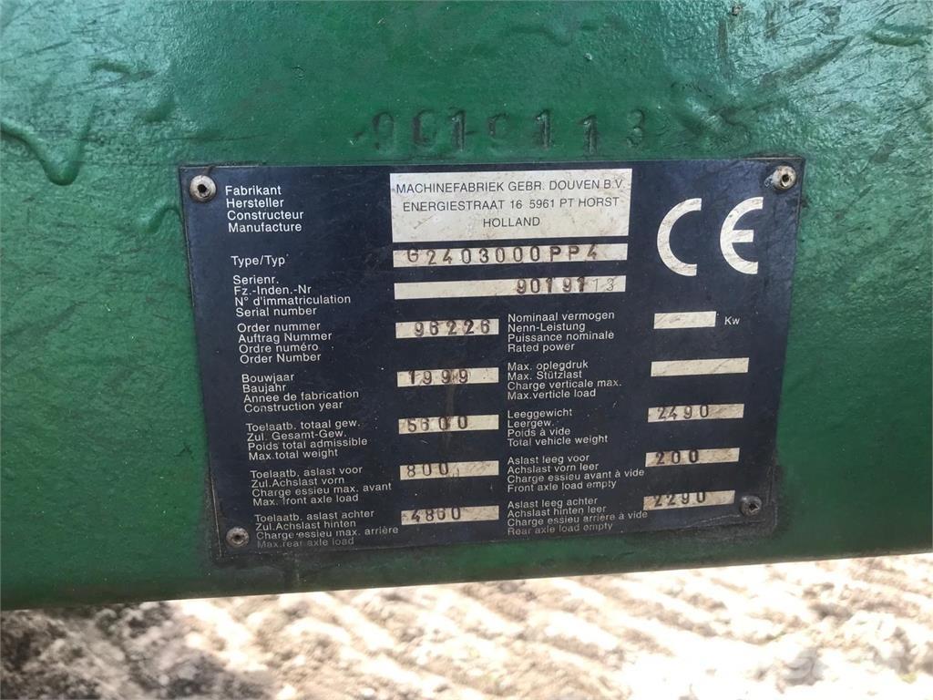 John Deere 624 Iseliikuvad pritsid