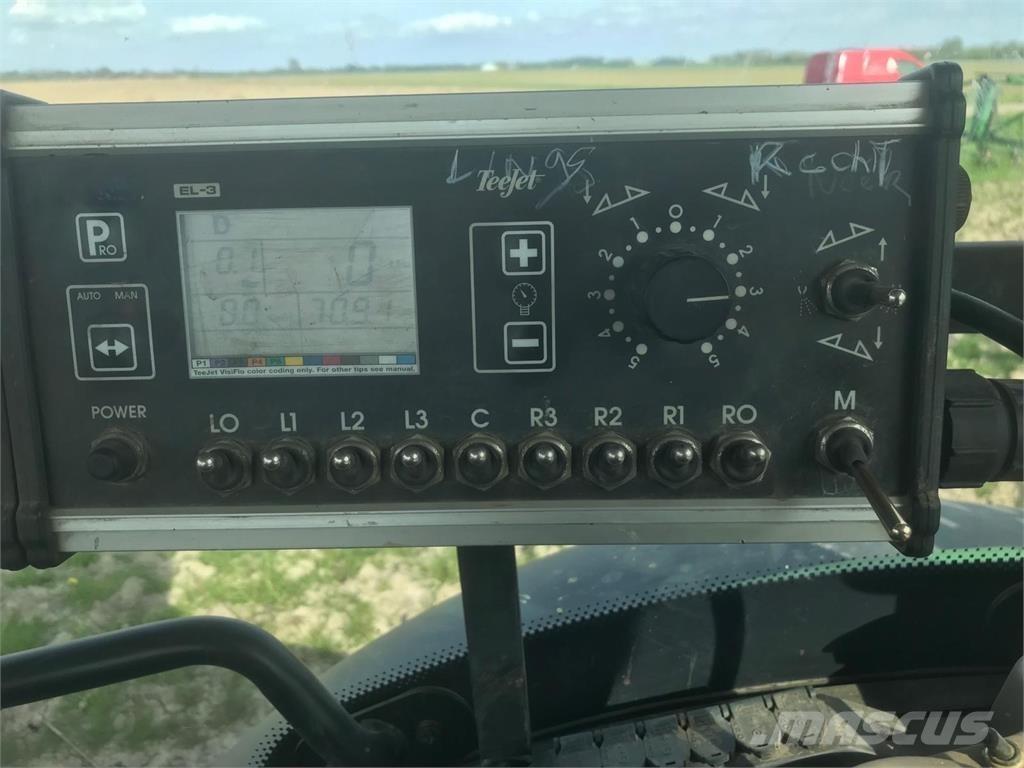 John Deere 624 Iseliikuvad pritsid