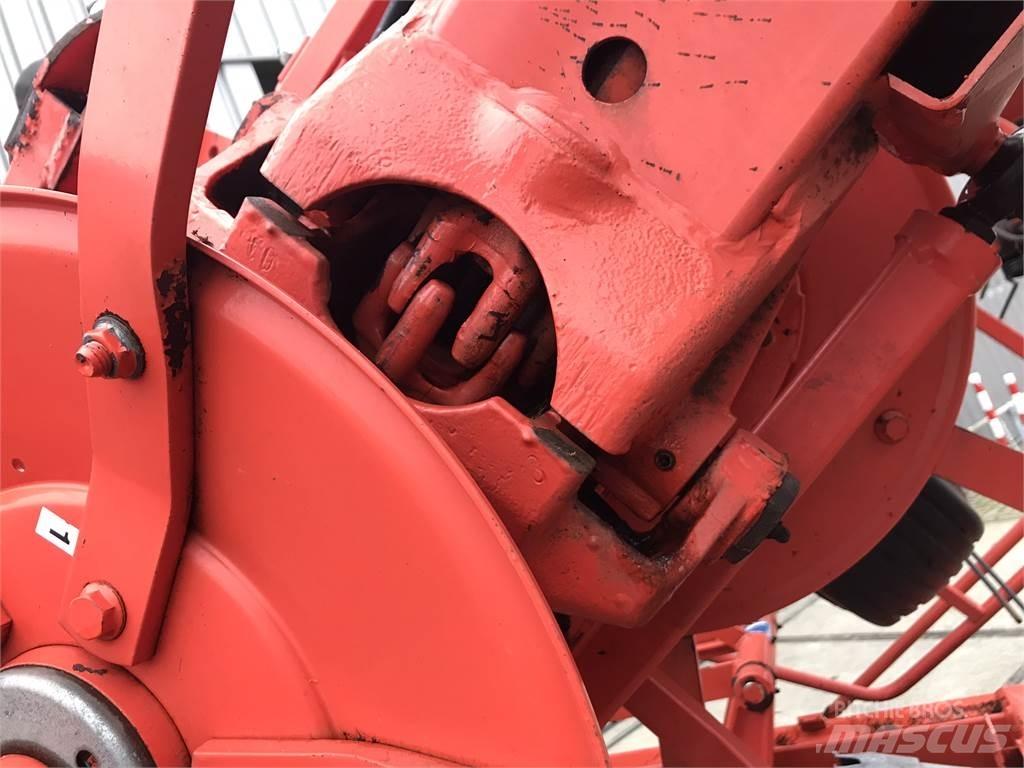 Kuhn GF 10802 T Vaalutid ja kaarutid