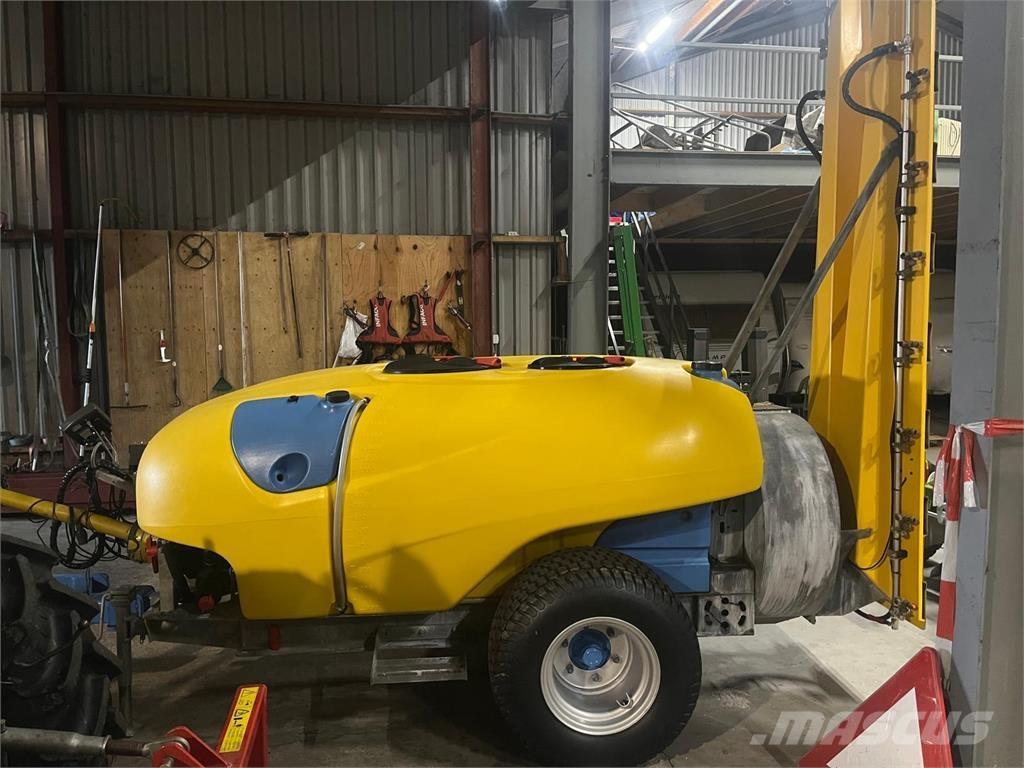  KWH Mistral 1500 Haagispritsid