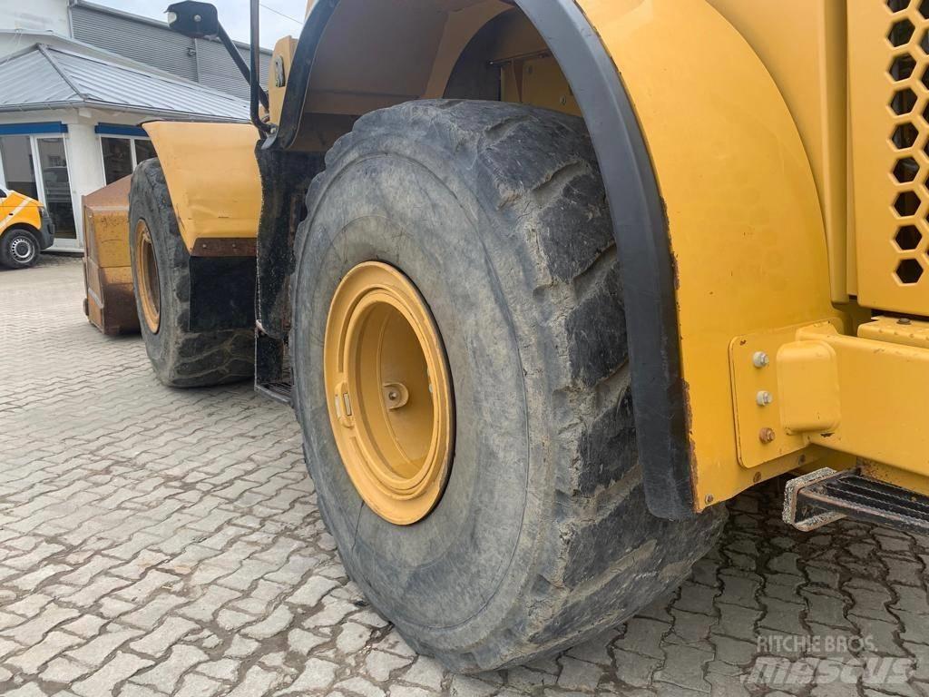 CAT 966 K Rataslaadurid