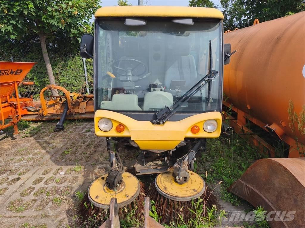 Johnston 142A 101T Muu