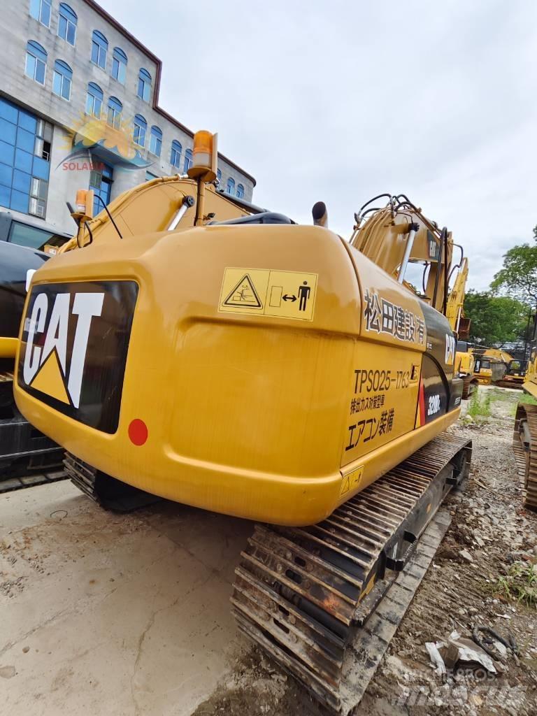 CAT 320 D L Roomikekskavaatorid