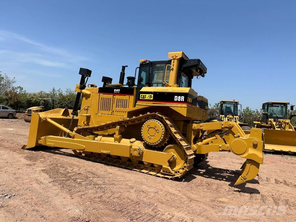 CAT D8R Buldooserid