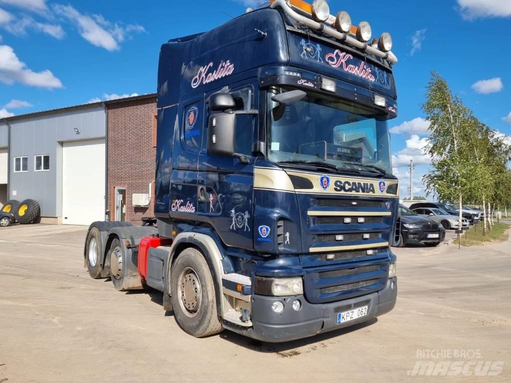 Scania R 440 6X2 Sadulveokid