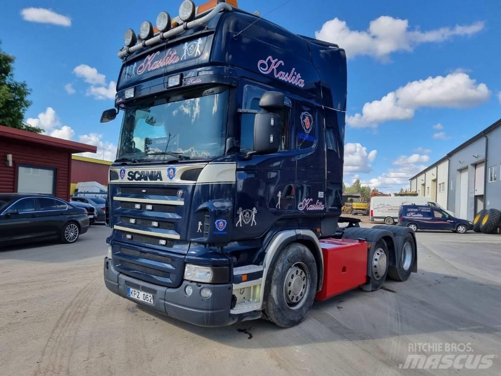 Scania R 440 6X2 Sadulveokid