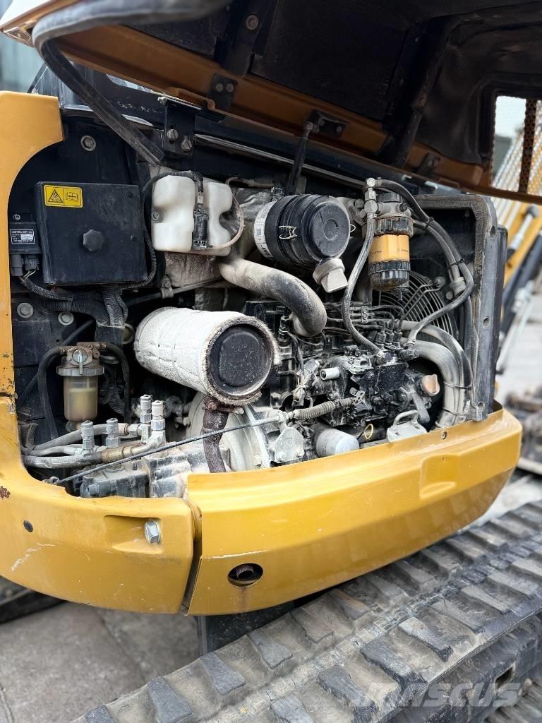 CAT 302.7 D CR Miniekskavaatorid < 7 t