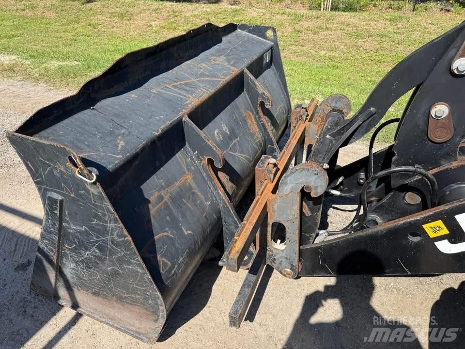 JCB 407 Rataslaadurid