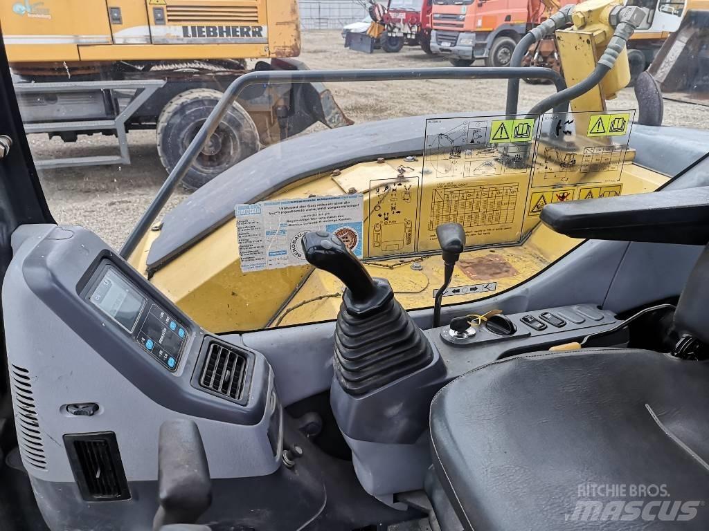 Komatsu PC 78 MR-6 Väikeekskavaatorid 7t-12t