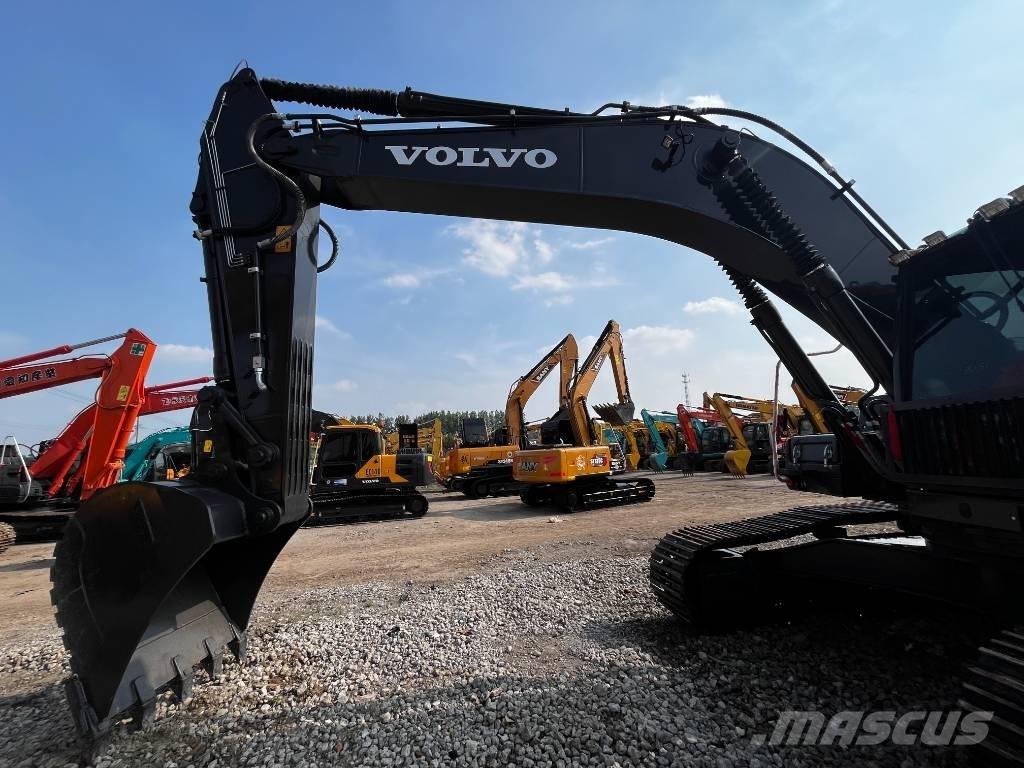 Volvo EC 300 D L Roomikekskavaatorid