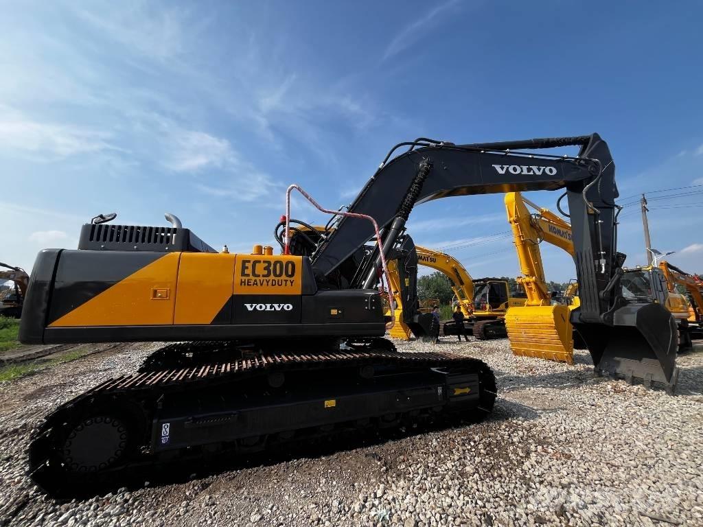 Volvo EC 300 D L Roomikekskavaatorid