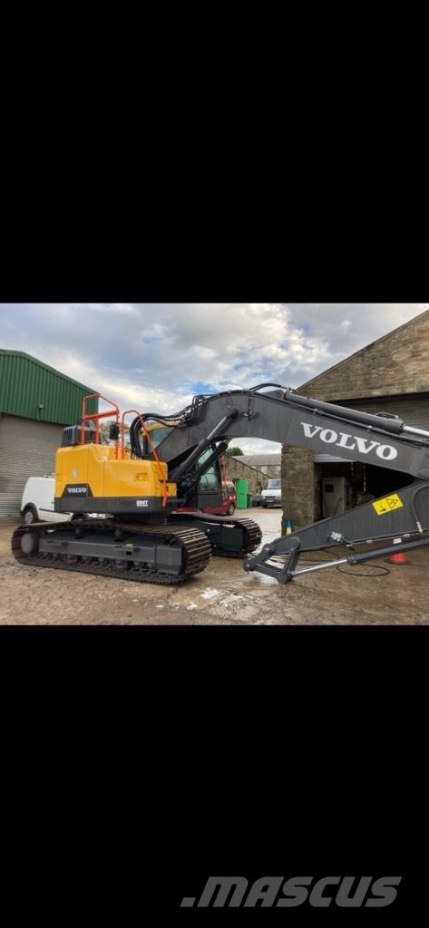 Volvo ECR 235 E Roomikekskavaatorid