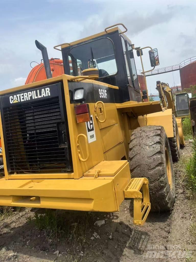 CAT 950 F Rataslaadurid