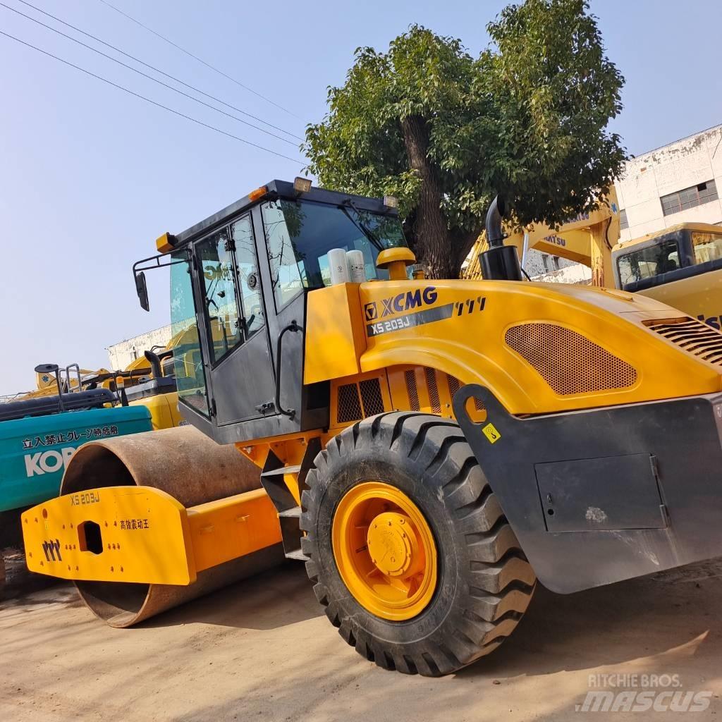 XCMG XS 202J Ühe trumliga rullid