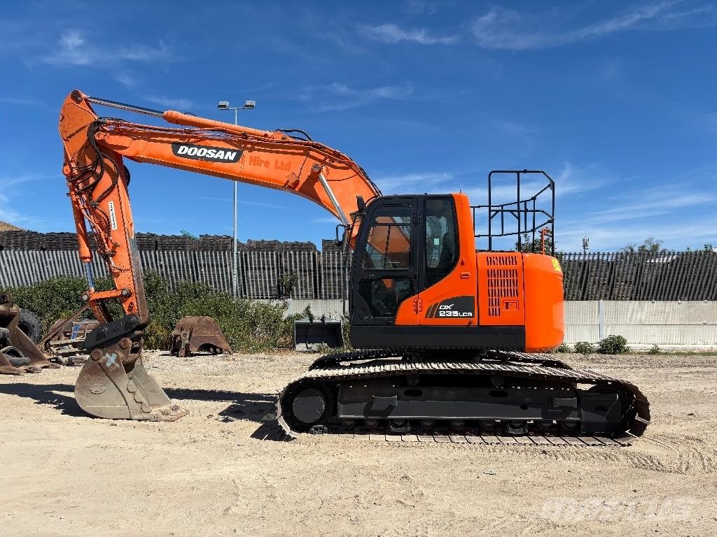 Doosan DX 235 LCR Roomikekskavaatorid