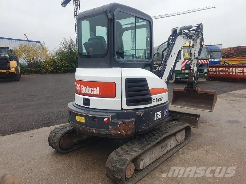 Bobcat E35 - 3500 KG Miniekskavaatorid < 7 t