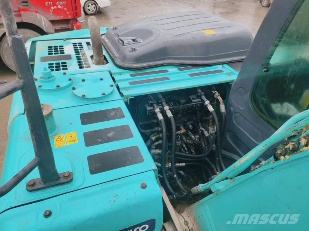 Kobelco SK 140 Roomikekskavaatorid