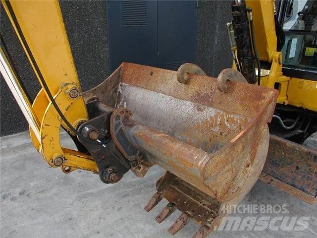CAT 305.5 Miniekskavaatorid < 7 t