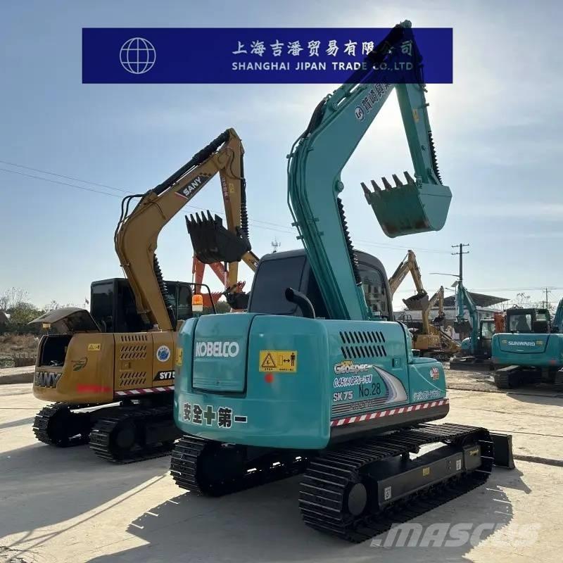 Kobelco SK 75 Väikeekskavaatorid 7t-12t