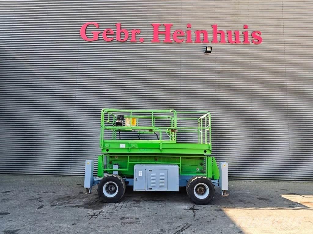 JLG 33 RTS Käärtõstukid