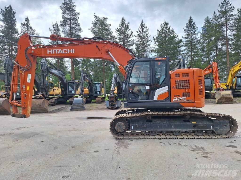 Hitachi ZX225USLC-7 Roomikekskavaatorid
