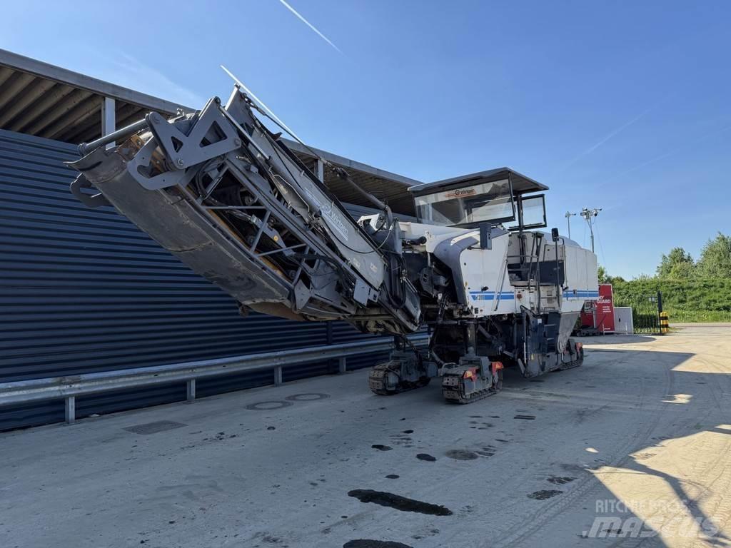 Wirtgen W 210 Asfaldi külmfreesimise masinad