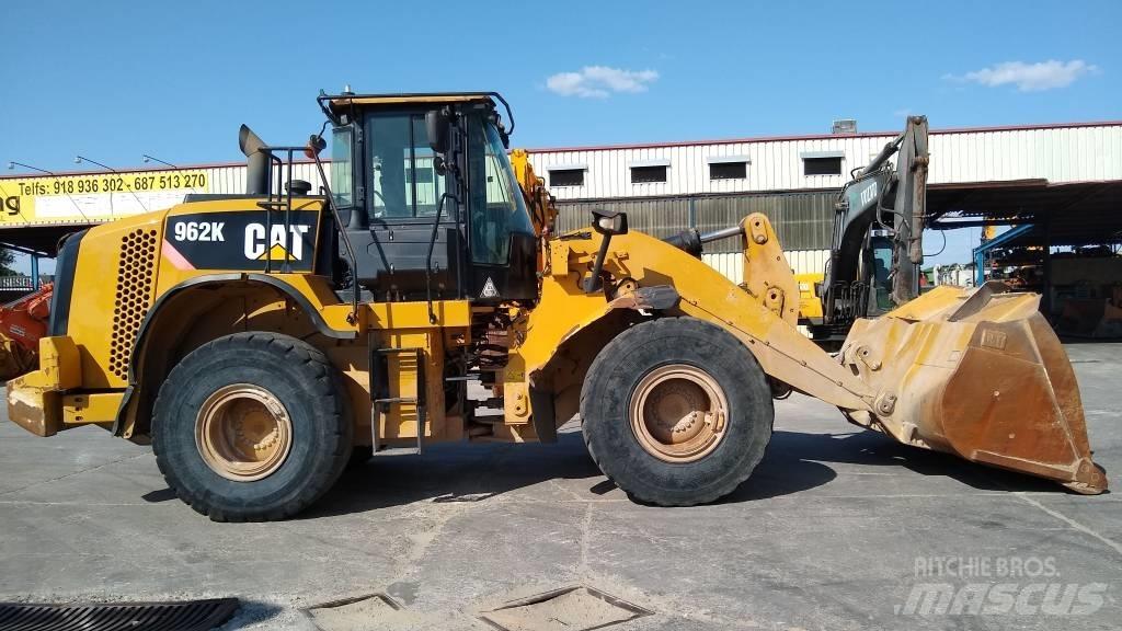 CAT 962K Rataslaadurid