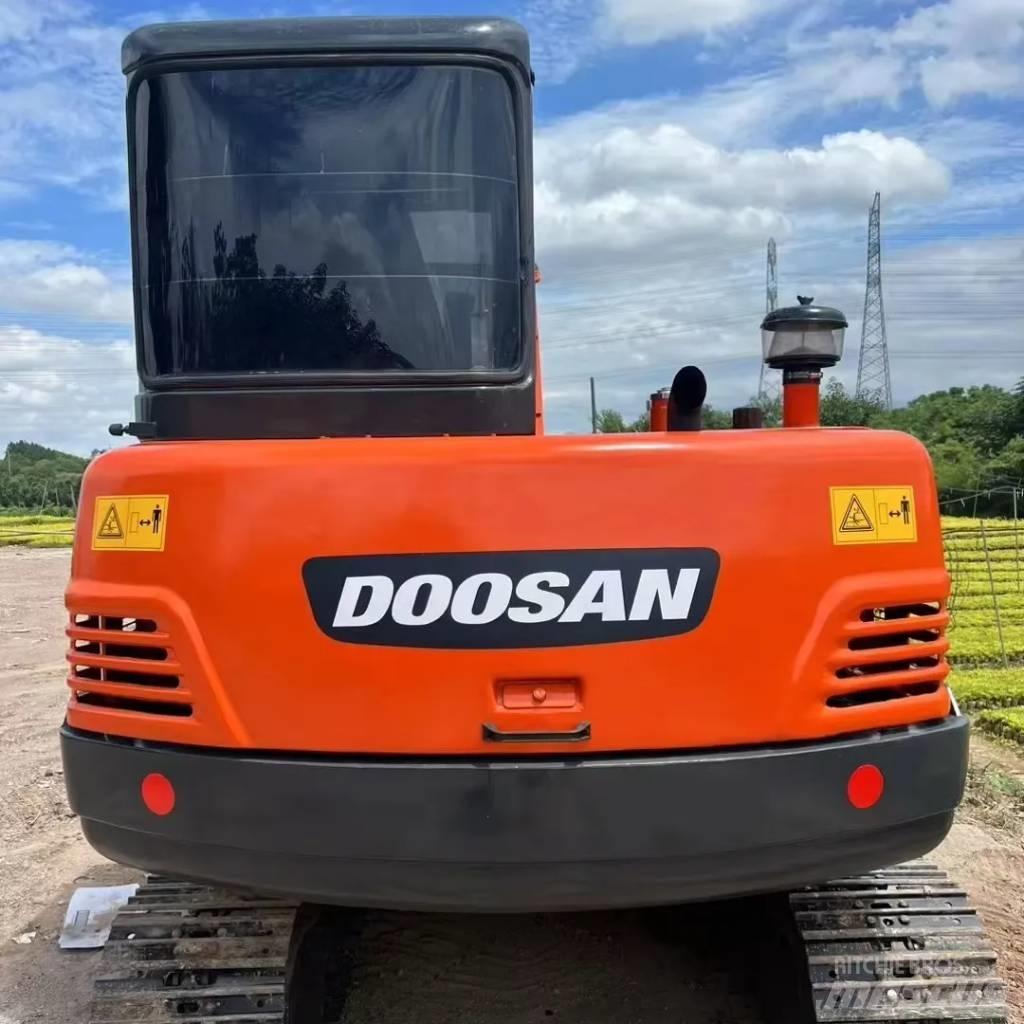 Doosan DH 55 Miniekskavaatorid < 7 t