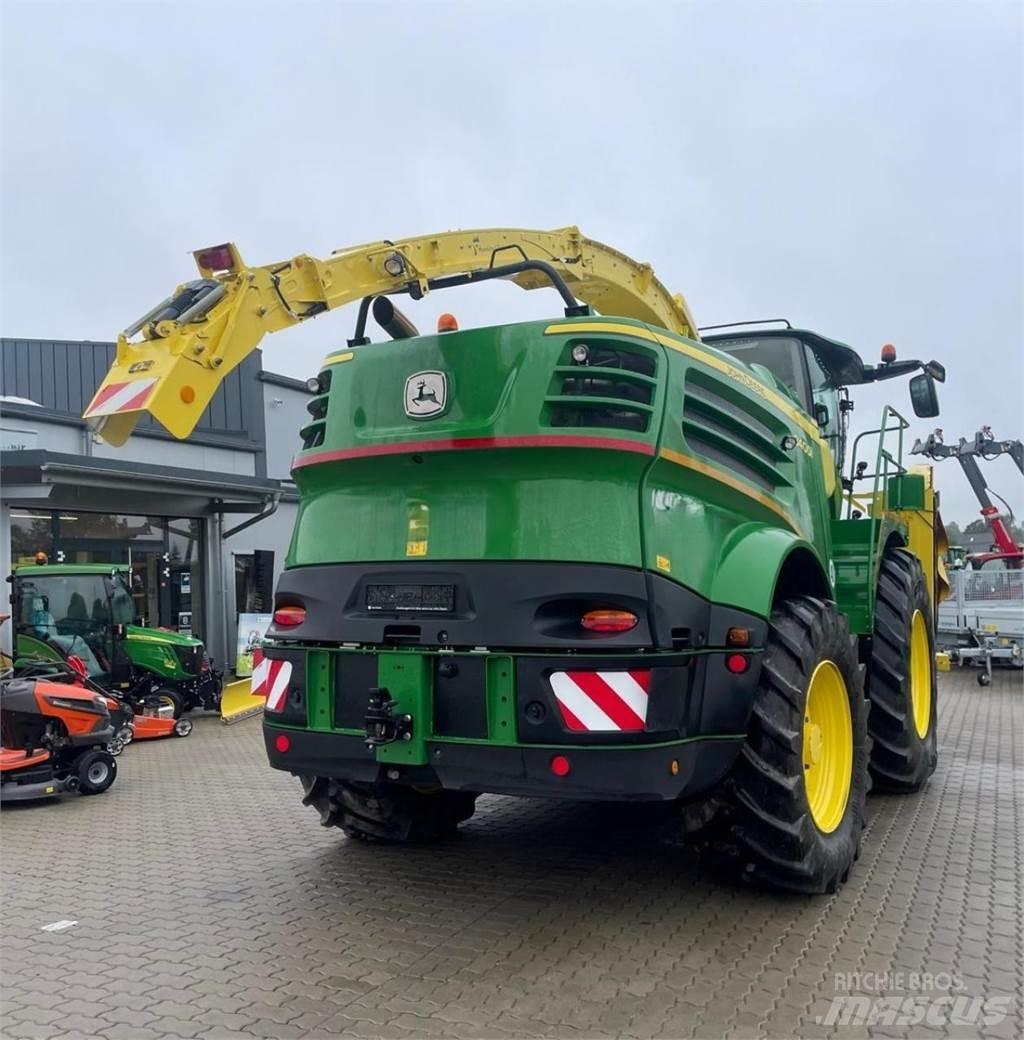 John Deere 8400 i Silokombainid