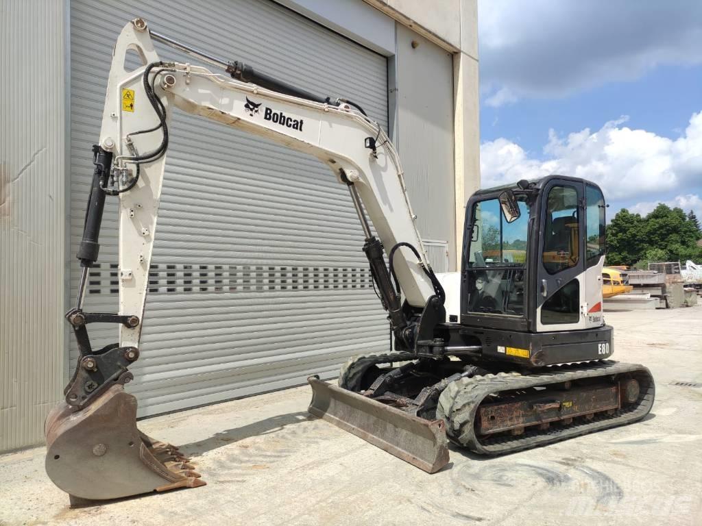 Bobcat E 80 EA Väikeekskavaatorid 7t-12t