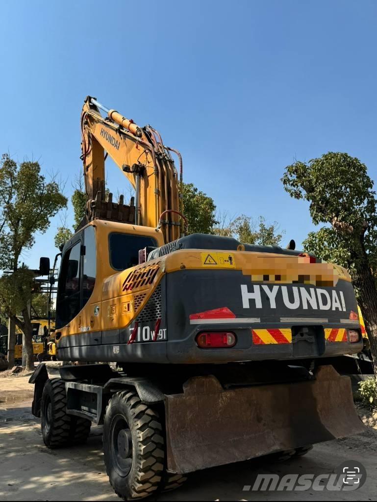 Hyundai 210W-9 Ratasekskavaatorid
