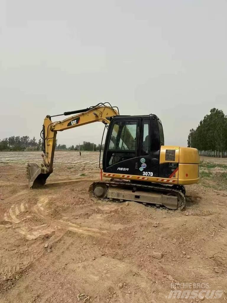 CAT 307d Roomikekskavaatorid